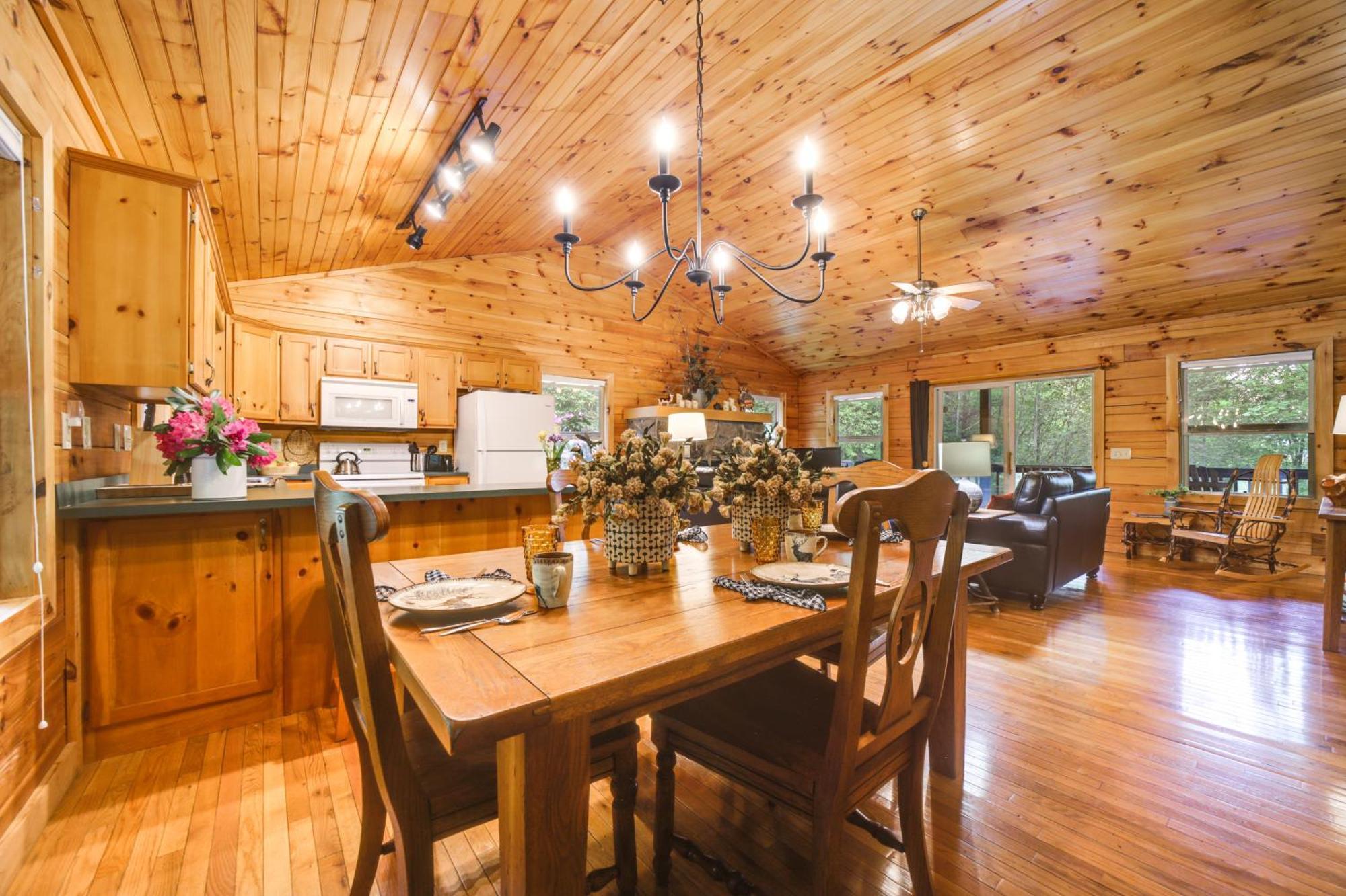 Peaceful Smoky Mountain Cabin With Deck And Fire Pit! Waynesville Exterior photo