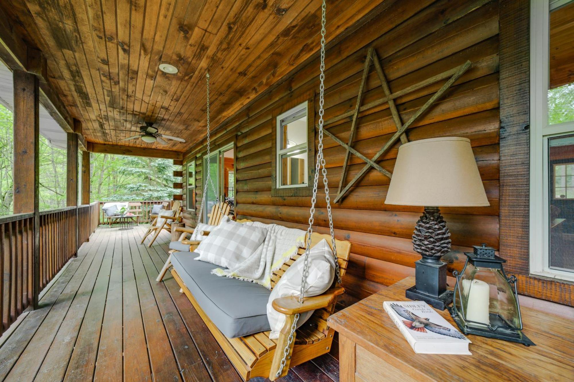 Peaceful Smoky Mountain Cabin With Deck And Fire Pit! Waynesville Exterior photo